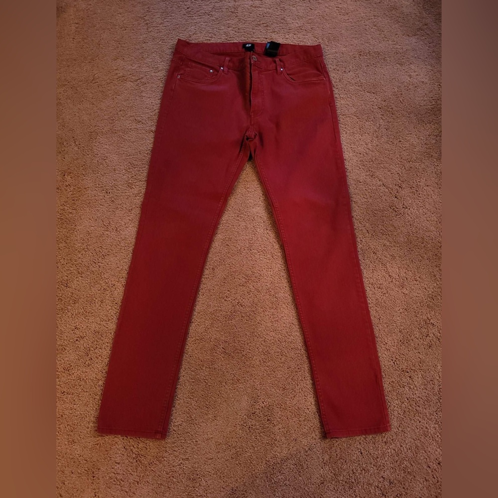 Preloved red jeans.